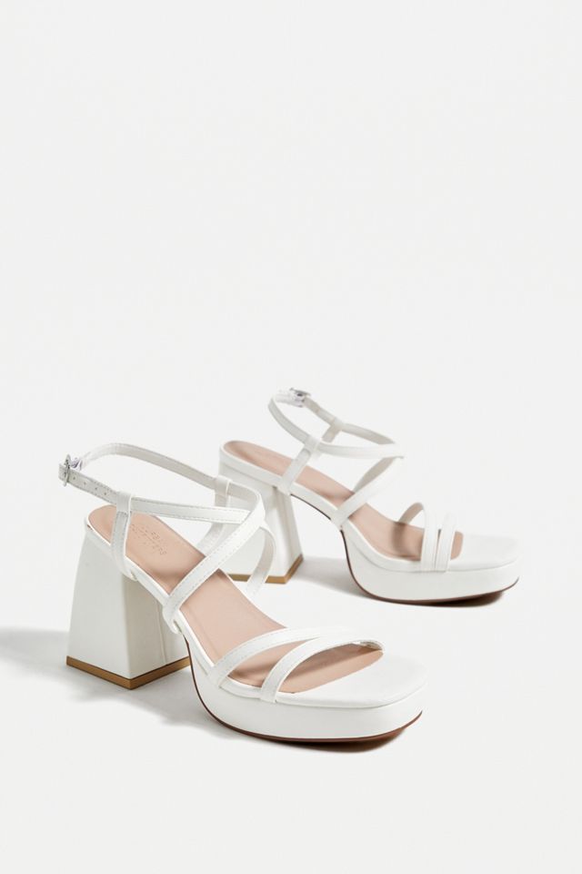 UO – High Heels „Santana“ in Weiß mit Riemchendesign  #2