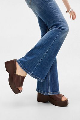 Sandales en cuir à plateforme compensée UO Brown Haze