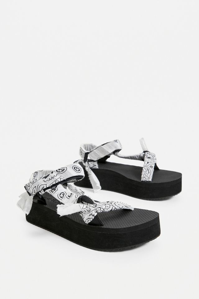 Arizona Love White Bandana Platform Sandals #3