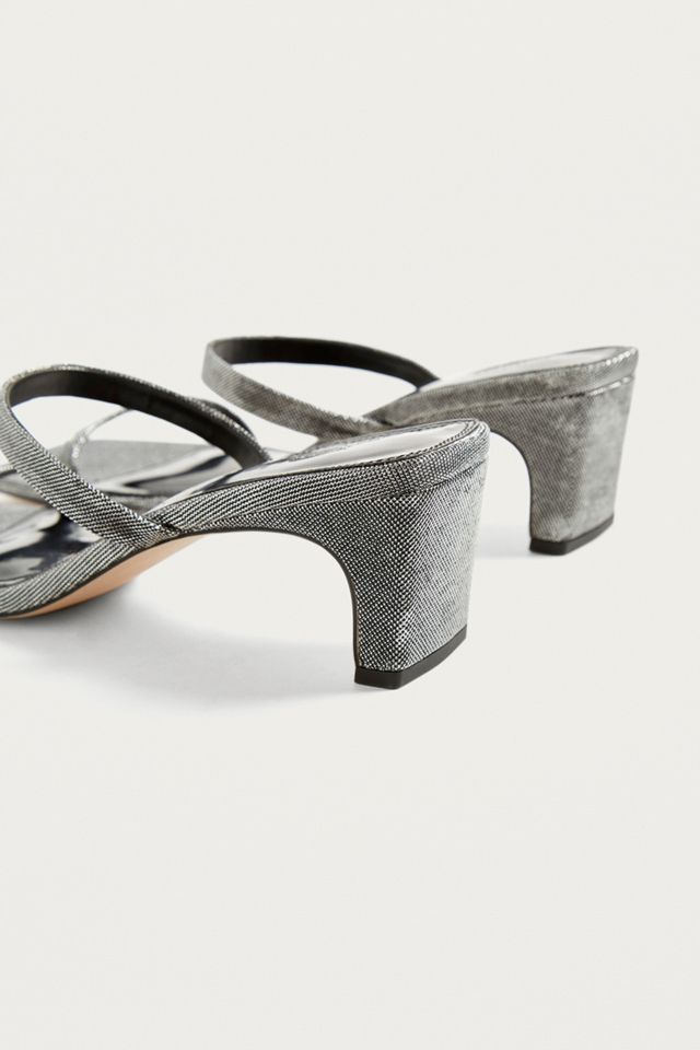 Urban Outfitters – Sandalen „Soho“ in Silber mit eckiger Zehenpartie  #3