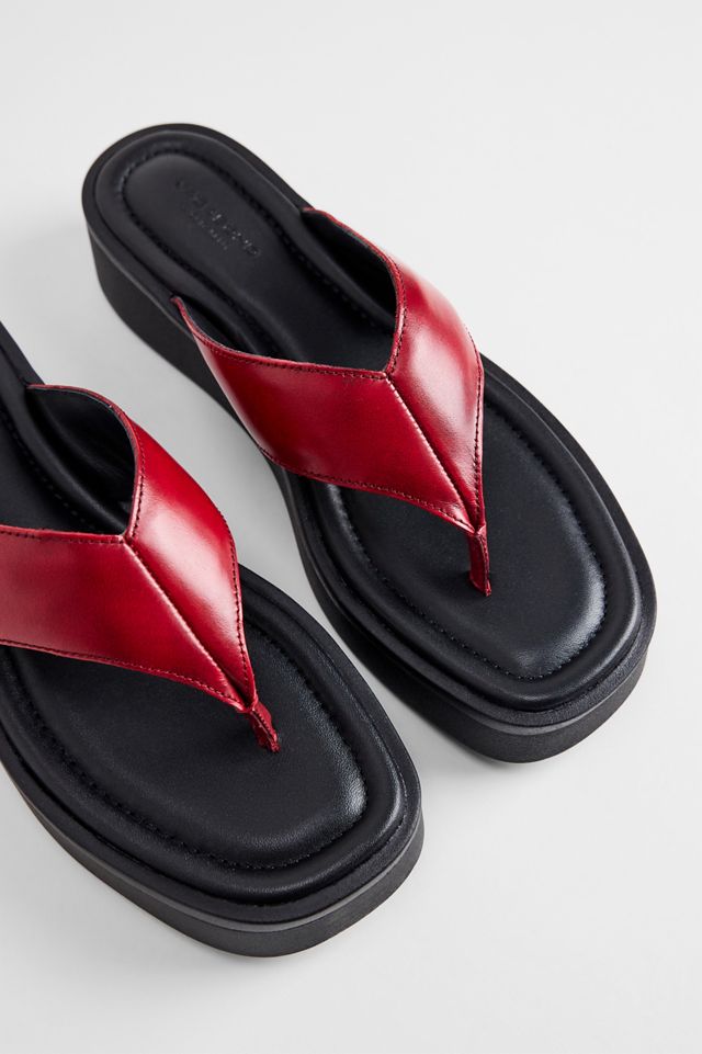 Vagabond Danya Red Flip Flops #2