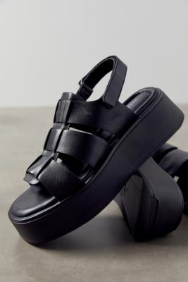 Vagabond Courtney Sandals | Urban Outfitters UK