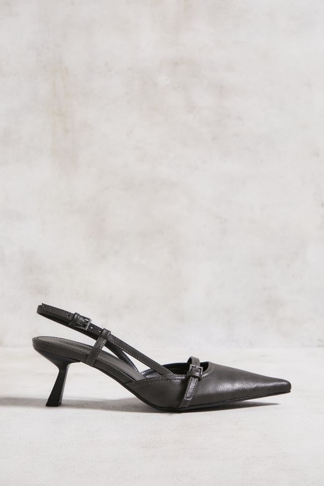 UO Tacchi Slingback Kitten Capri Neri #1