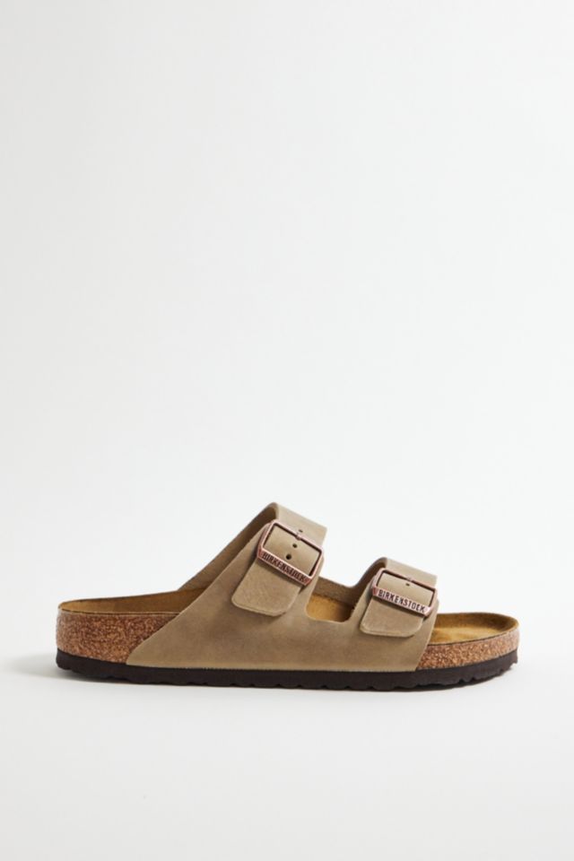 Birkenstock Oiled Tobacco Arizona Sandals | Urban Outfitters UK