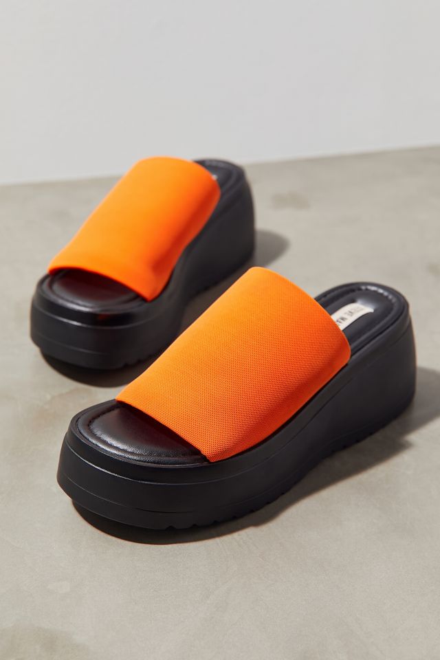 Steve madden cheap orange sandals