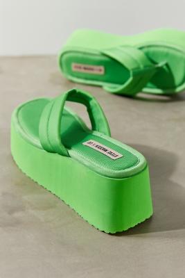 steve madden green platform sandals