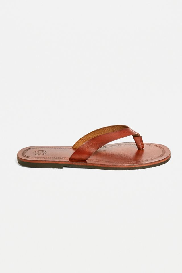 Urban Outfitters – Zehensteg-Sandalen „Shiloh“ in Braun #2