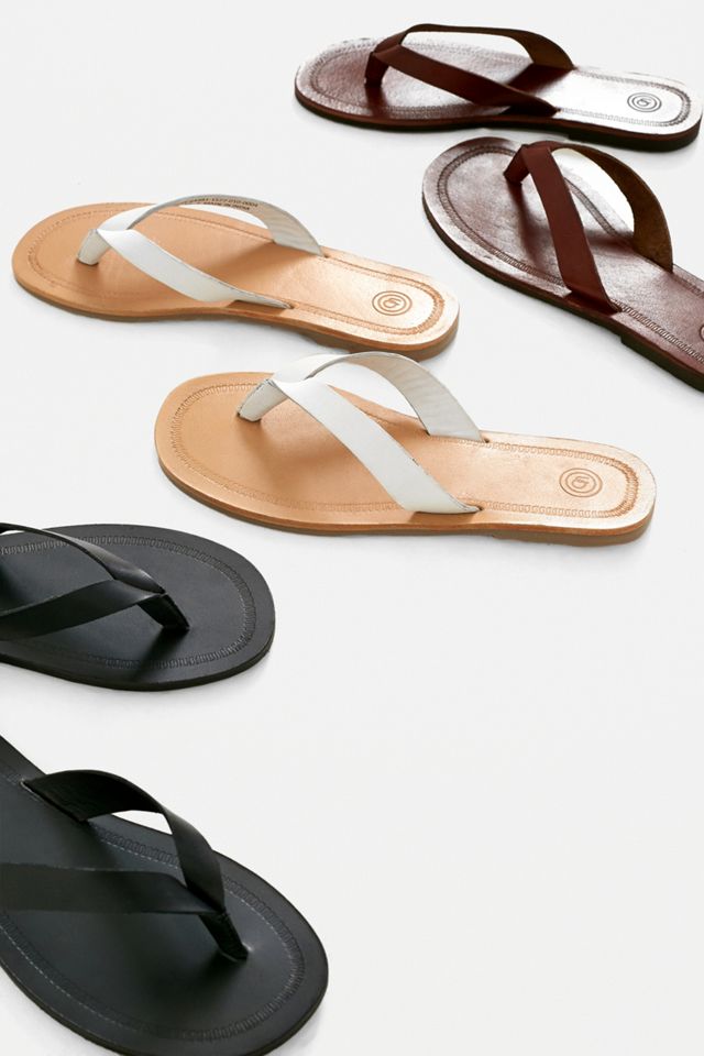 Urban Outfitters – Zehensteg-Sandalen „Shiloh“ in Braun #5