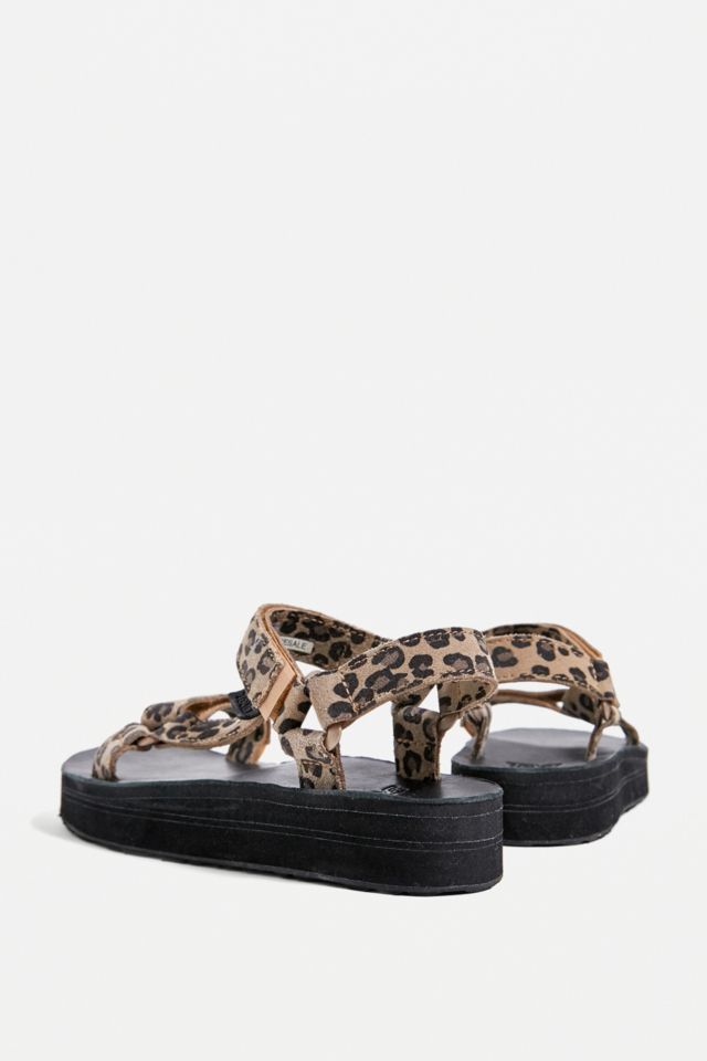 Teva discount leopard sandals