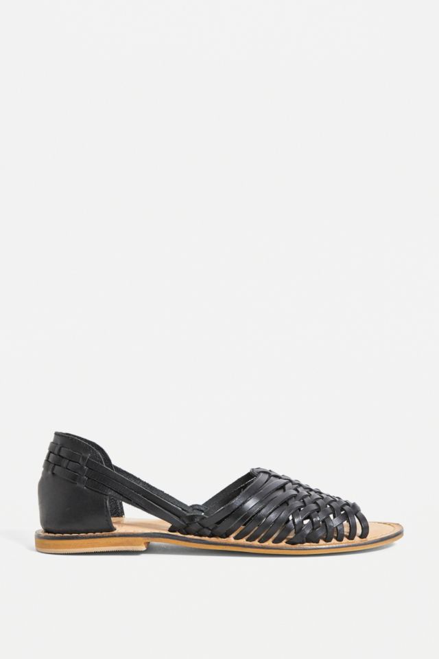 Mens huarache sandals hot sale urban outfitters