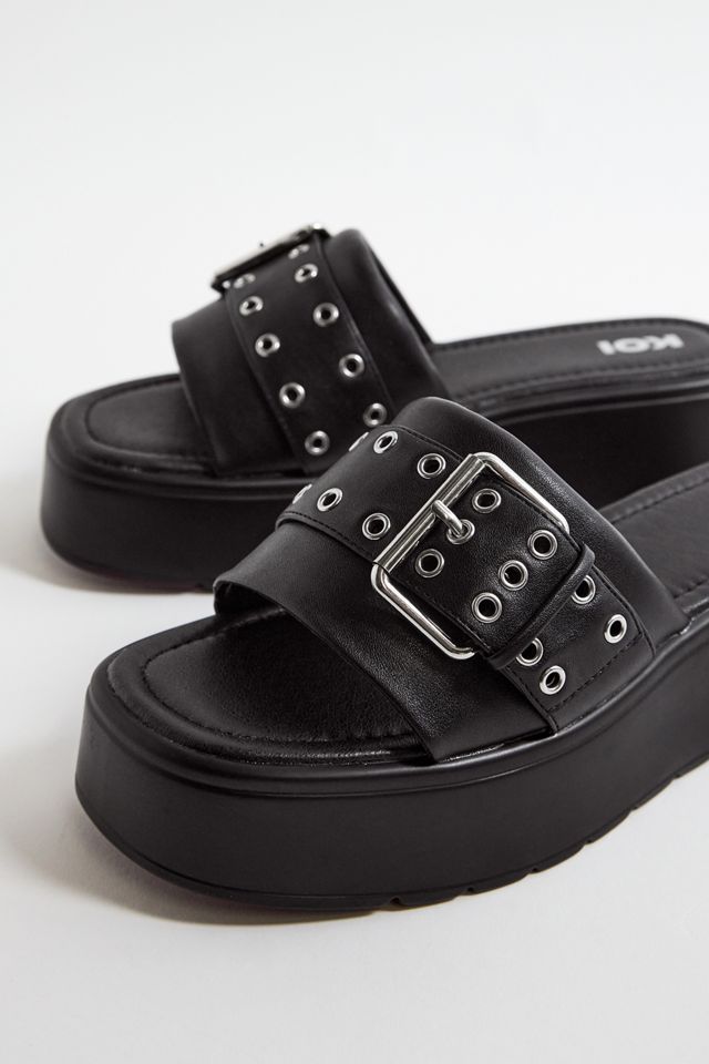 Koi Adepta Black Sliders #3