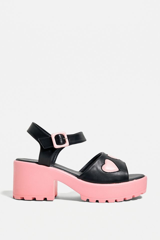 Koi – Sandalen „Rebel" mit rosafarbenen Herzen  #1