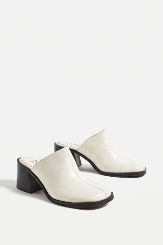 ASRA Icing Jamie Soft Leather Sandals | Urban Outfitters UK