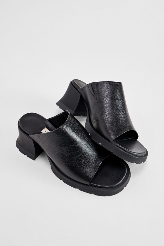 Miista Ini Schwarze Sandaletten mit Absatz #1