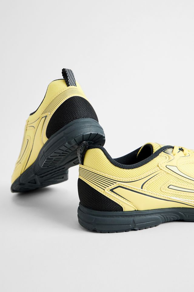 Baskets Interun Sleek jaunes FILA #1