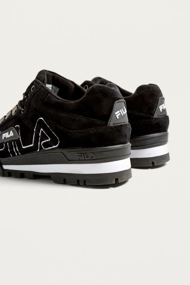 Fila trailblazer deals black suede