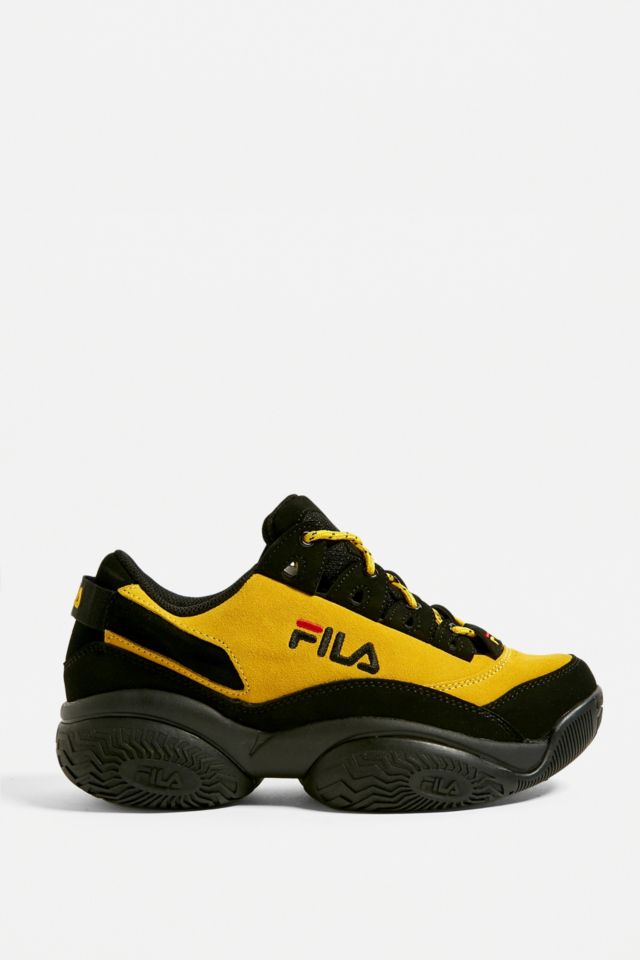 Fila cheap trainers yellow