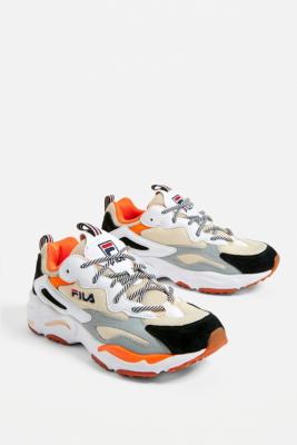 Fila ray deals tracer urban outfitters