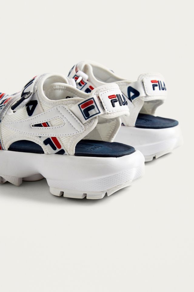 Fila sandals 2025 urban outfitters