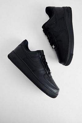 Nike Retro Schwarze Air Force 1 Sneaker