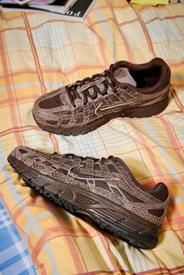 Nike Brown P-6000 Trainers