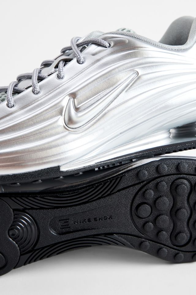 Nike Silber Metallic Shox Z Sneaker #1
