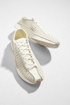 Nike Cream Air Superfly Trainers