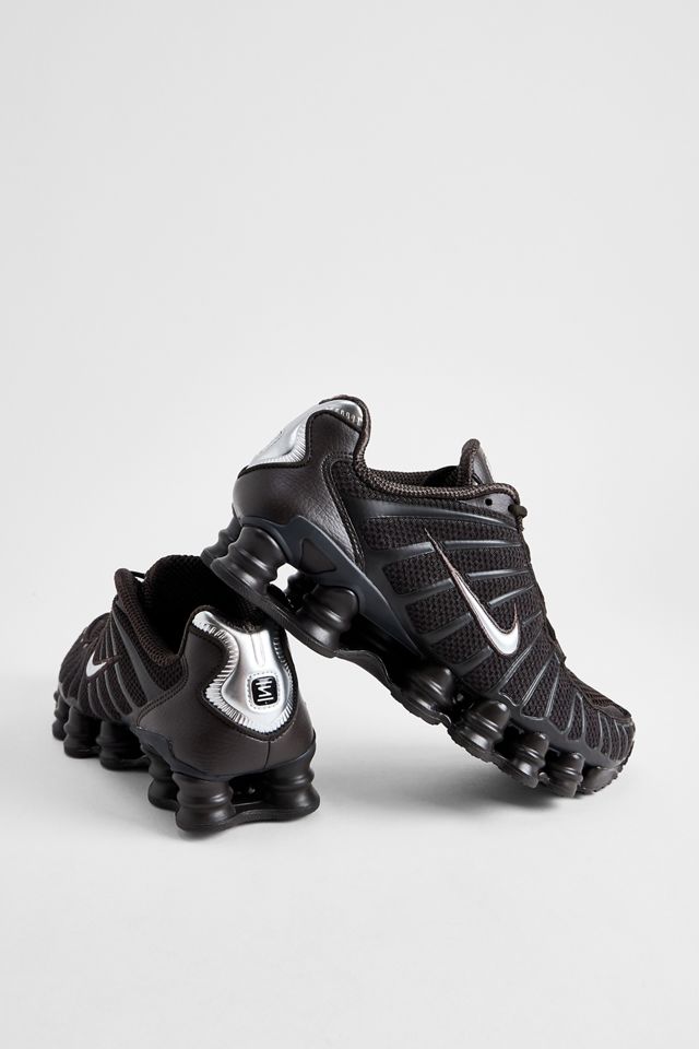 Nike Samtbraune Shox TL Sneaker #1