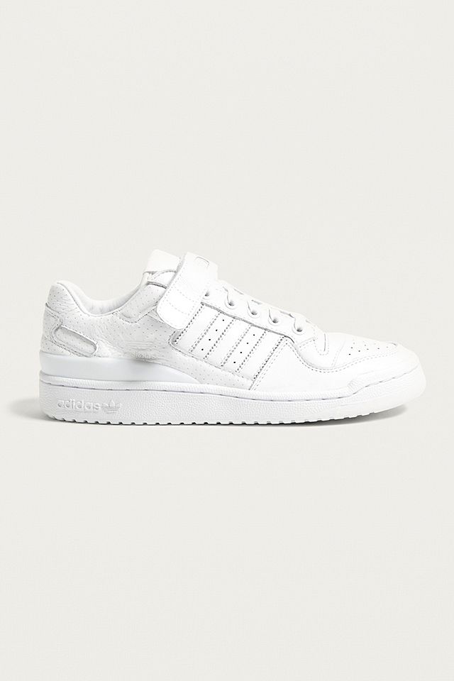 adidas Originals Forum Low Trainers | Urban Outfitters UK