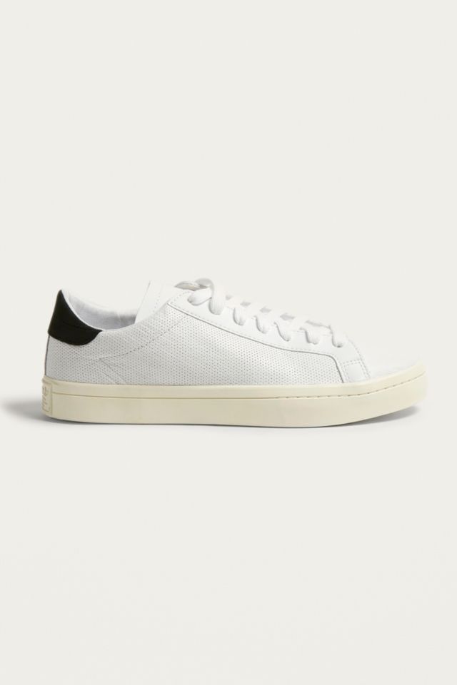 Adidas court vantage online blancos