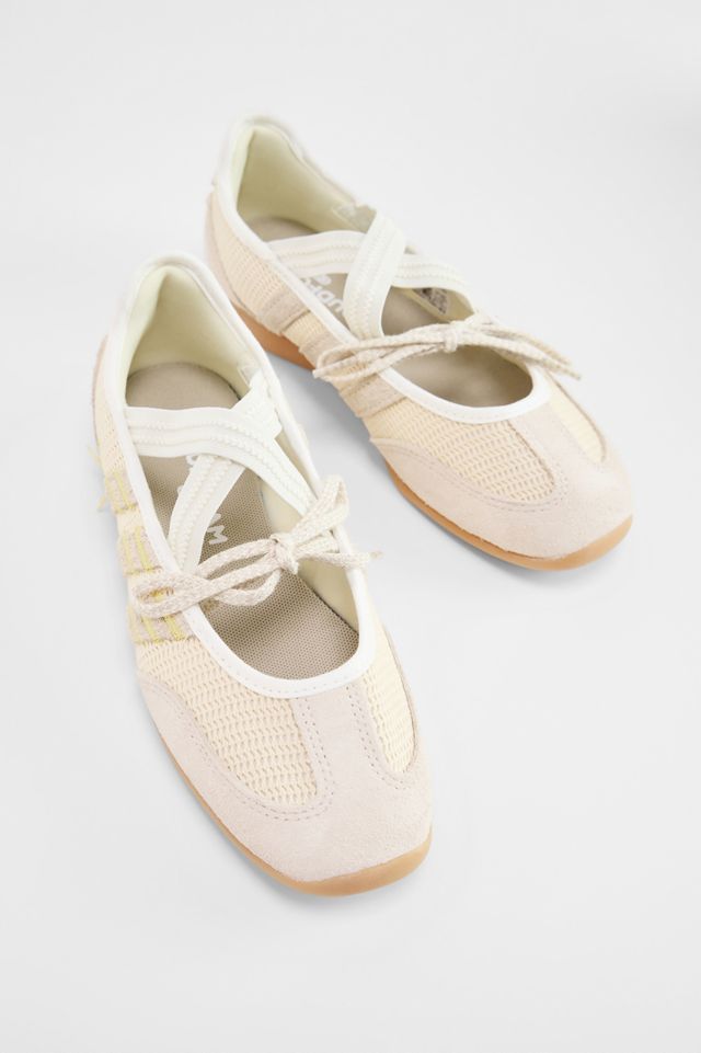 Zapatos Mary Jane Barreda Beige de adidas #1