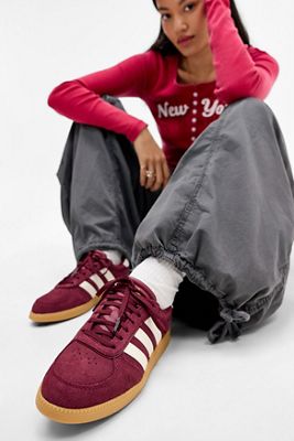 adidas Burgundy Breaknet Trainers