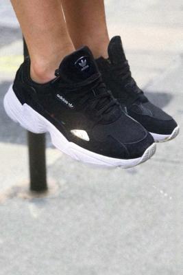 Adidas falcon 2025 black trainers