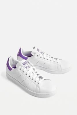 Urban outfitters 2024 stan smith pink