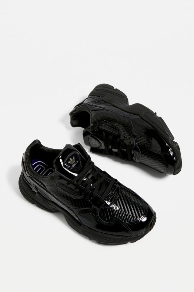 Adidas originals falcon 2025 out loud black trainers