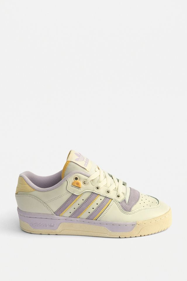adidas Originals - Baskets basses Rivalry lilas #1
