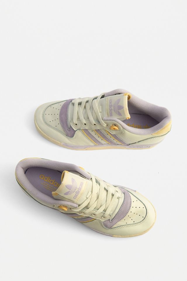 adidas Originals - Baskets basses Rivalry lilas #2