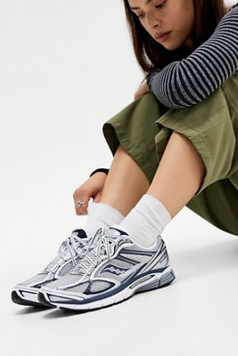 Saucony Silver & Navy Progrid 7 Trainers