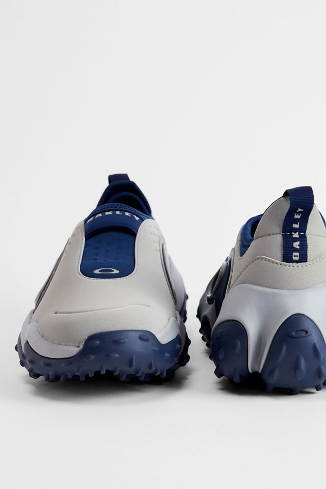 Oakley White & Navy Edge Icon Trainers #3