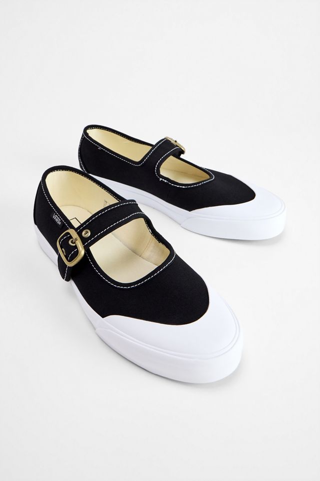 Chaussures Mary Jane noires et blanches Vans #1
