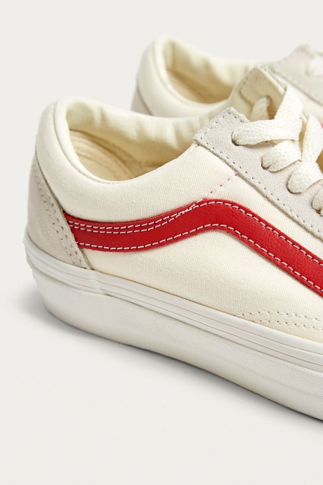 Vans old skool on sale vintage white red