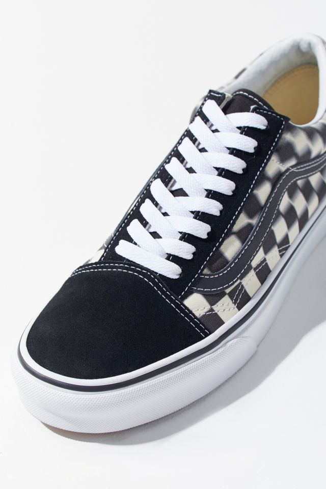 Vans blurred store checkerboard old skool