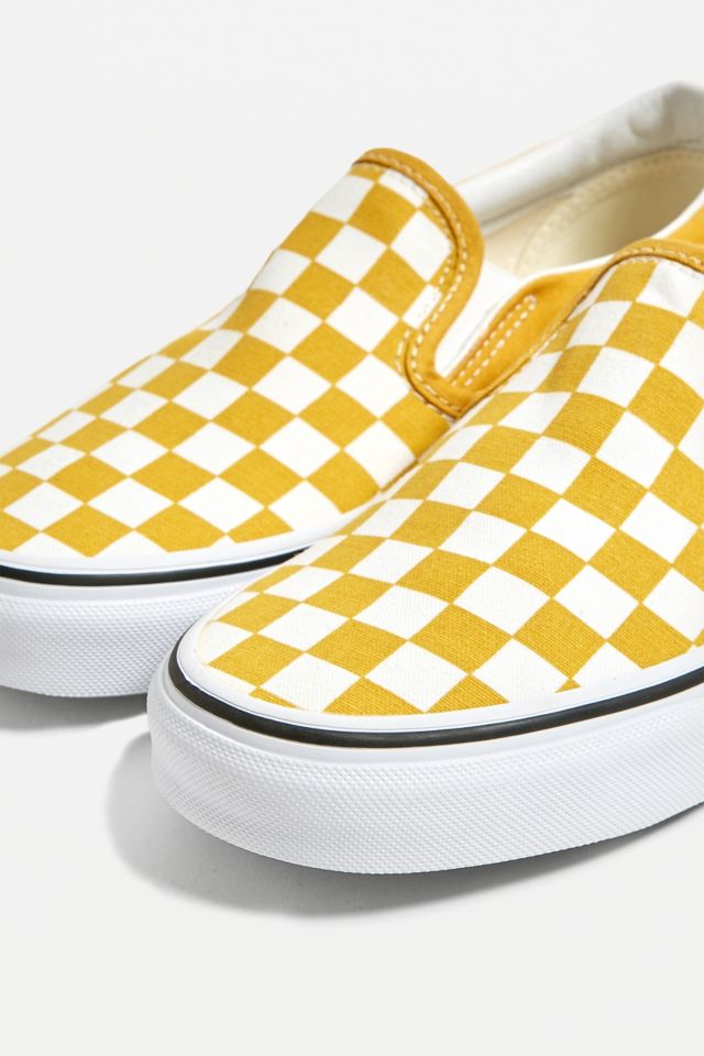 Vans checkerboard slip hot sale ons yellow