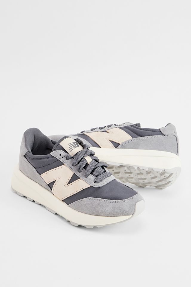Sneakers 370 New Balance Beige e Grigie #1