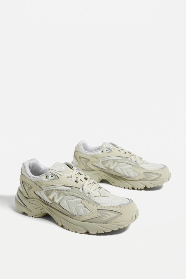 New Balance Khaki 725 Trainers | Urban Outfitters UK