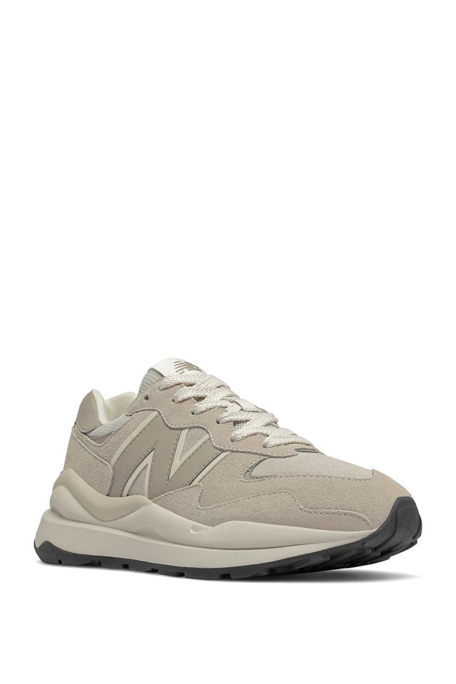new balance beige 40