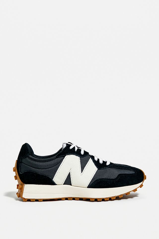 New Balance 372 Black & White Trainers #1