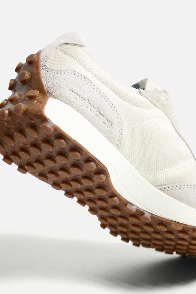 New Balance 327 Ecru Trainers #3