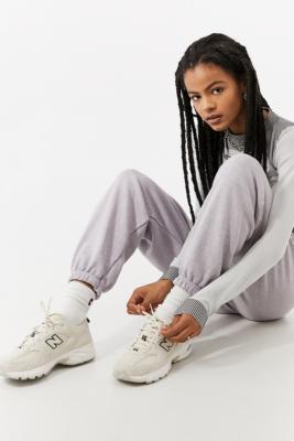 New balance best sale urban outfitters