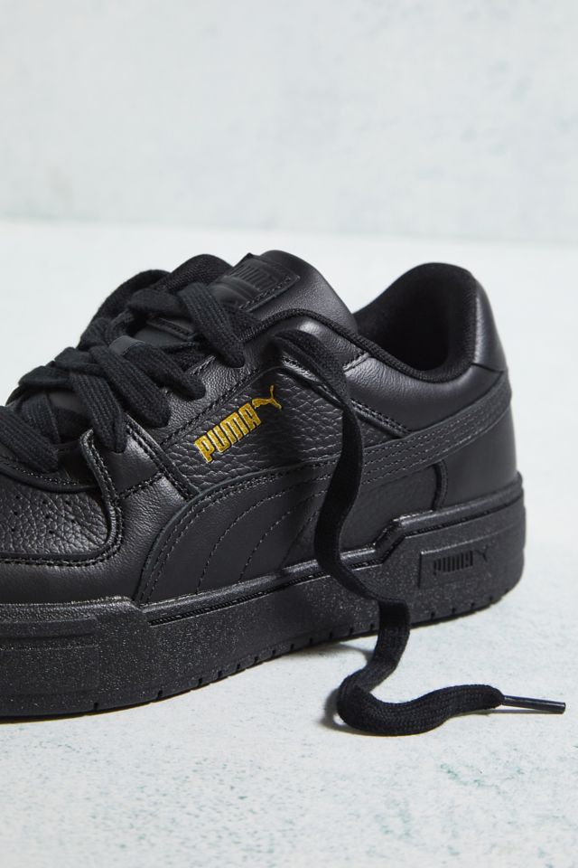 Black puma shoes 2025 womens urban outfitters